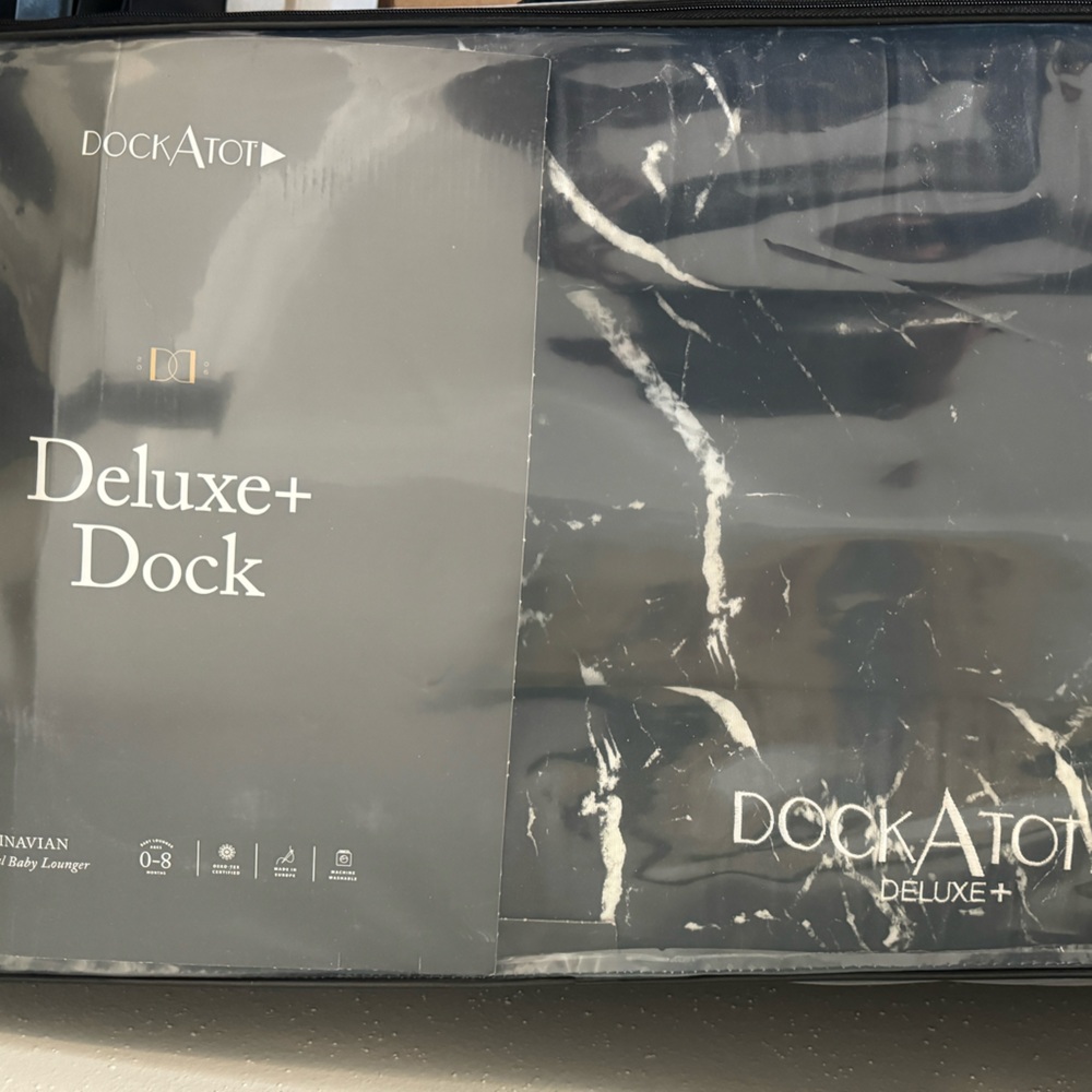 Dock a total- marble